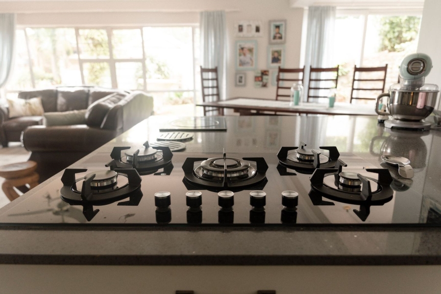 5 Bedroom Property for Sale in Amanzimtoti KwaZulu-Natal