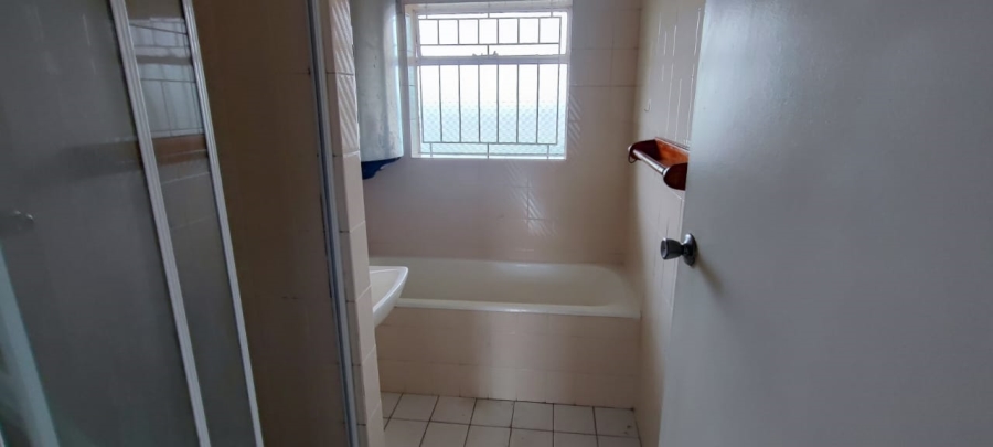 2 Bedroom Property for Sale in Morningside KwaZulu-Natal