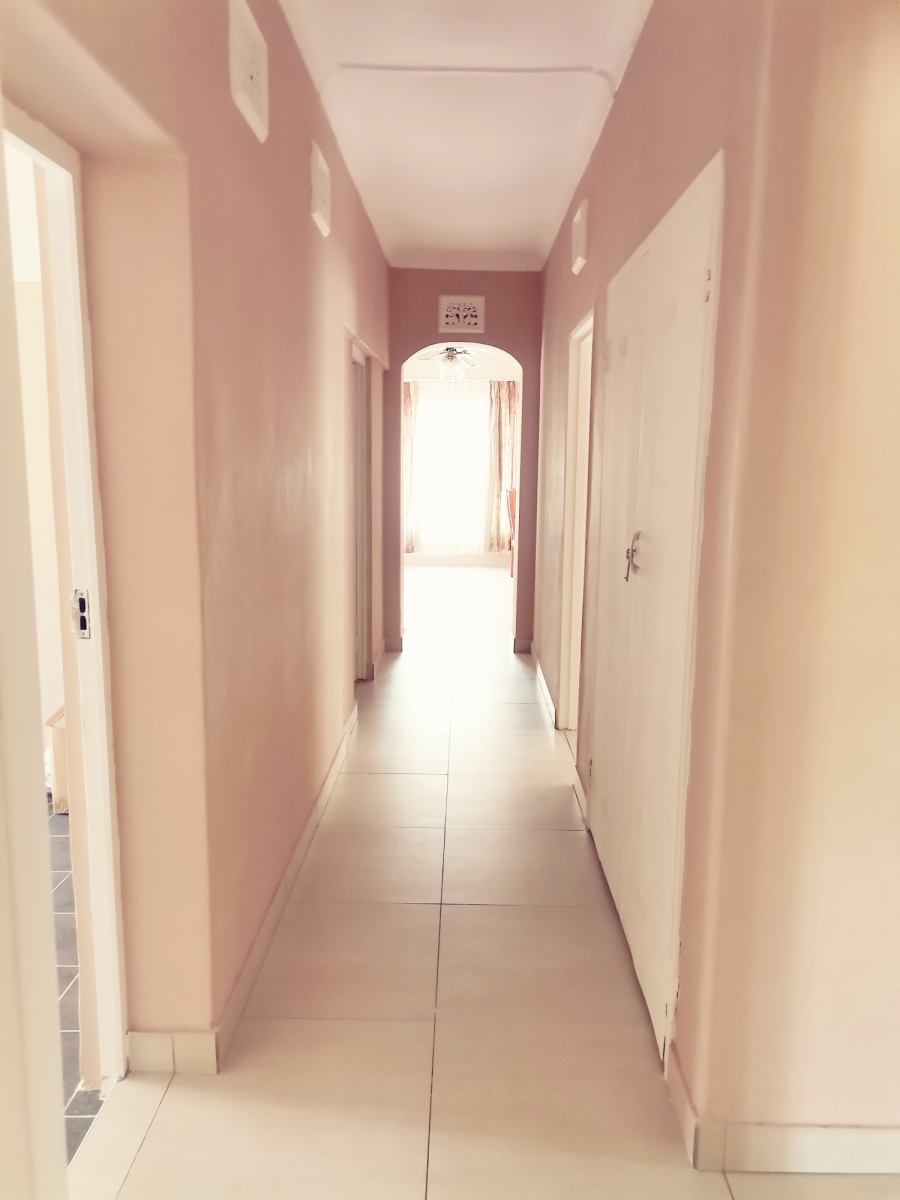 4 Bedroom Property for Sale in Glen Park KwaZulu-Natal