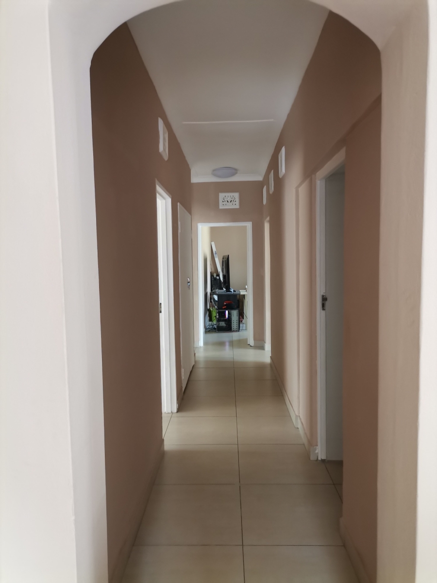 4 Bedroom Property for Sale in Glen Park KwaZulu-Natal