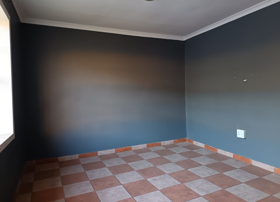 2 Bedroom Property for Sale in Oaklands KwaZulu-Natal