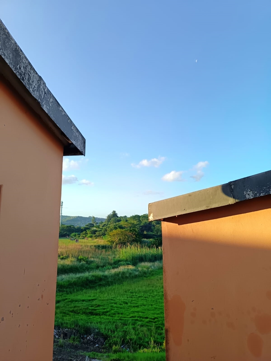 2 Bedroom Property for Sale in Oaklands KwaZulu-Natal