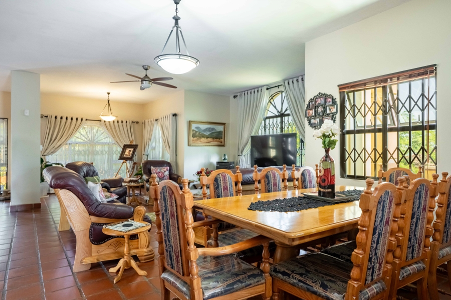 3 Bedroom Property for Sale in Amanzimtoti KwaZulu-Natal