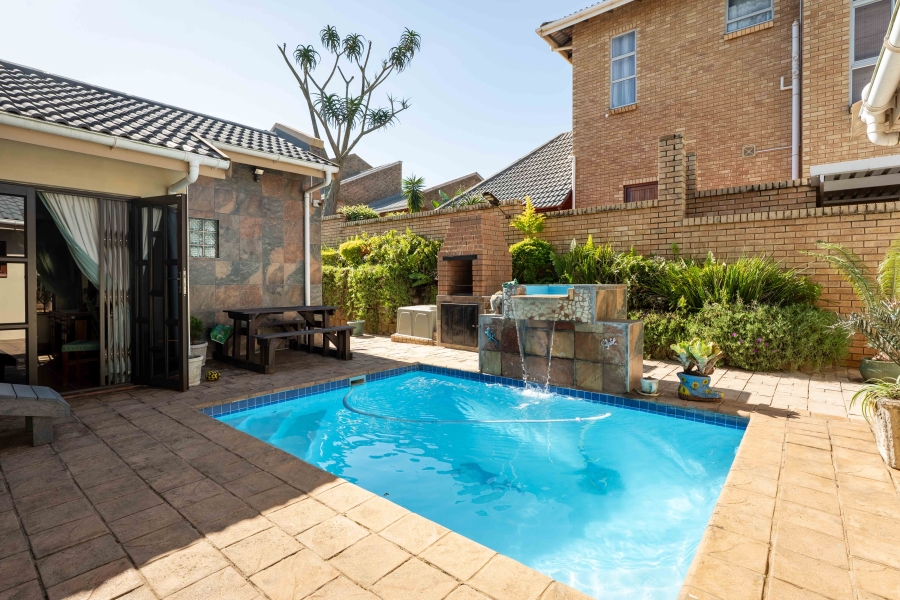 3 Bedroom Property for Sale in Amanzimtoti KwaZulu-Natal