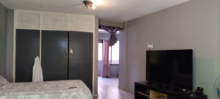1 Bedroom Property for Sale in South Beach KwaZulu-Natal