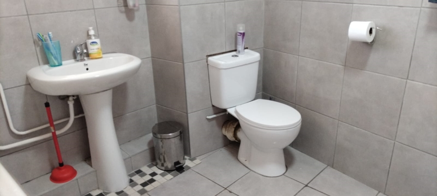 1 Bedroom Property for Sale in South Beach KwaZulu-Natal