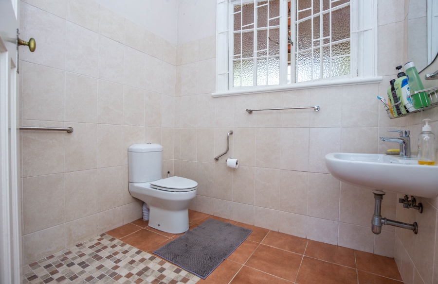 4 Bedroom Property for Sale in Glenwood KwaZulu-Natal
