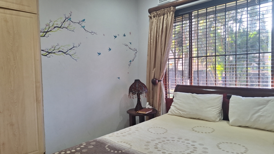 4 Bedroom Property for Sale in Amanzimtoti KwaZulu-Natal