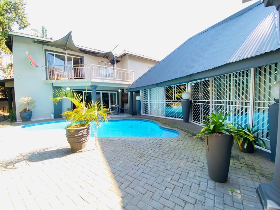 6 Bedroom Property for Sale in Meer En See KwaZulu-Natal