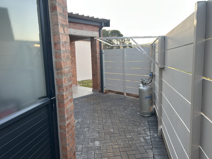 2 Bedroom Property for Sale in St Johns Village KwaZulu-Natal