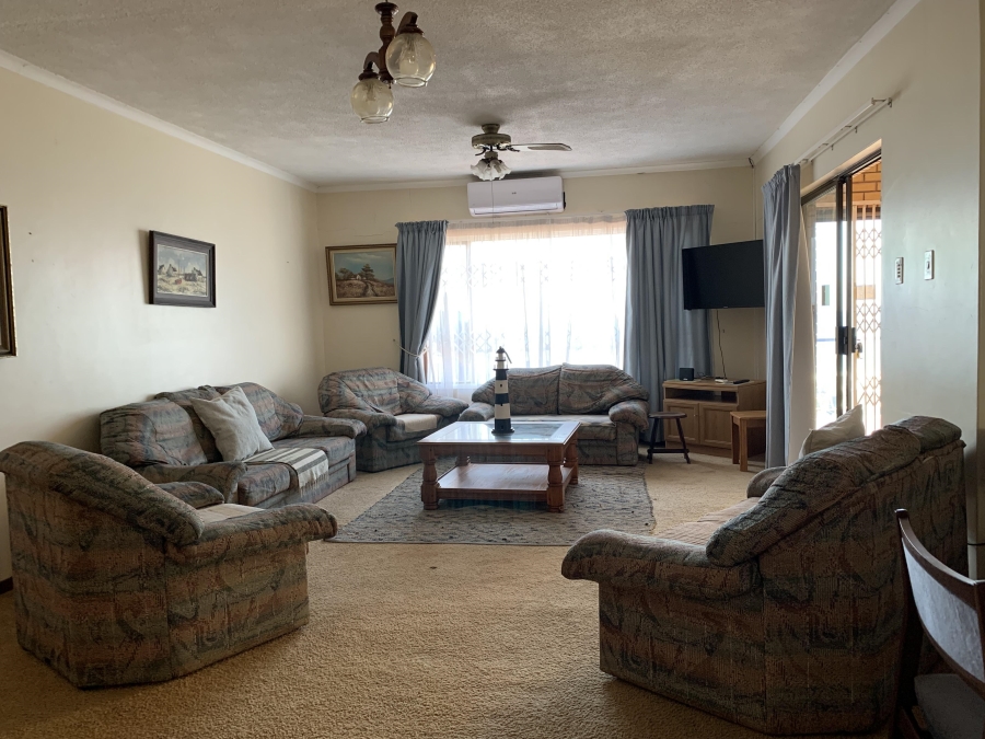 3 Bedroom Property for Sale in Scottburgh Central KwaZulu-Natal