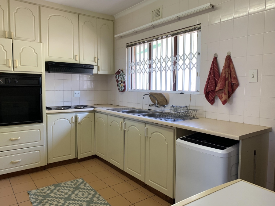 3 Bedroom Property for Sale in Scottburgh Central KwaZulu-Natal