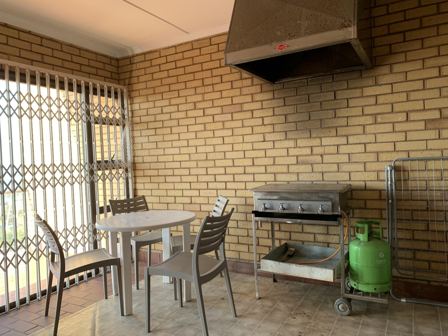 3 Bedroom Property for Sale in Scottburgh Central KwaZulu-Natal
