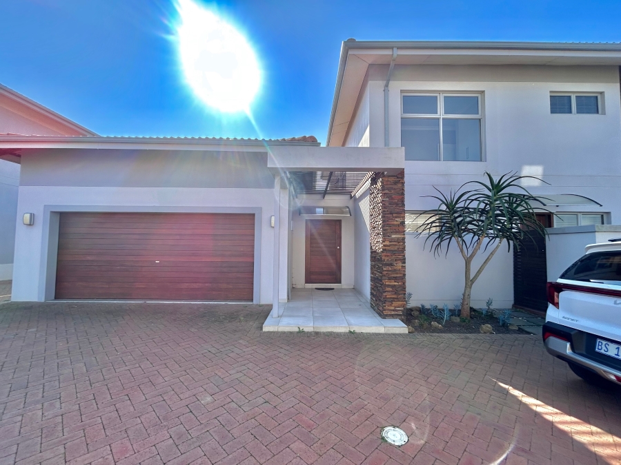 3 Bedroom Property for Sale in Palm Lakes Estate KwaZulu-Natal
