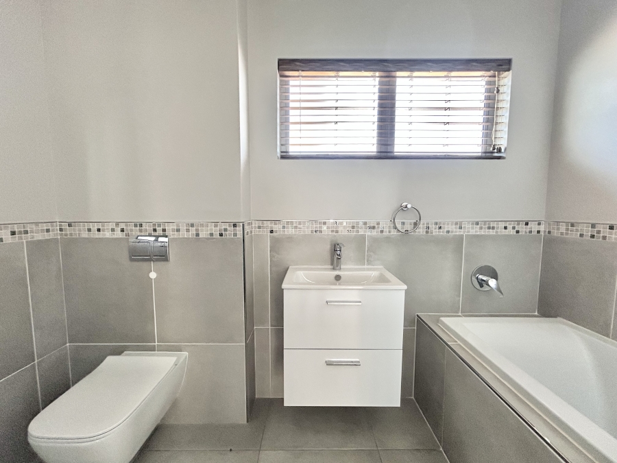 3 Bedroom Property for Sale in Palm Lakes Estate KwaZulu-Natal