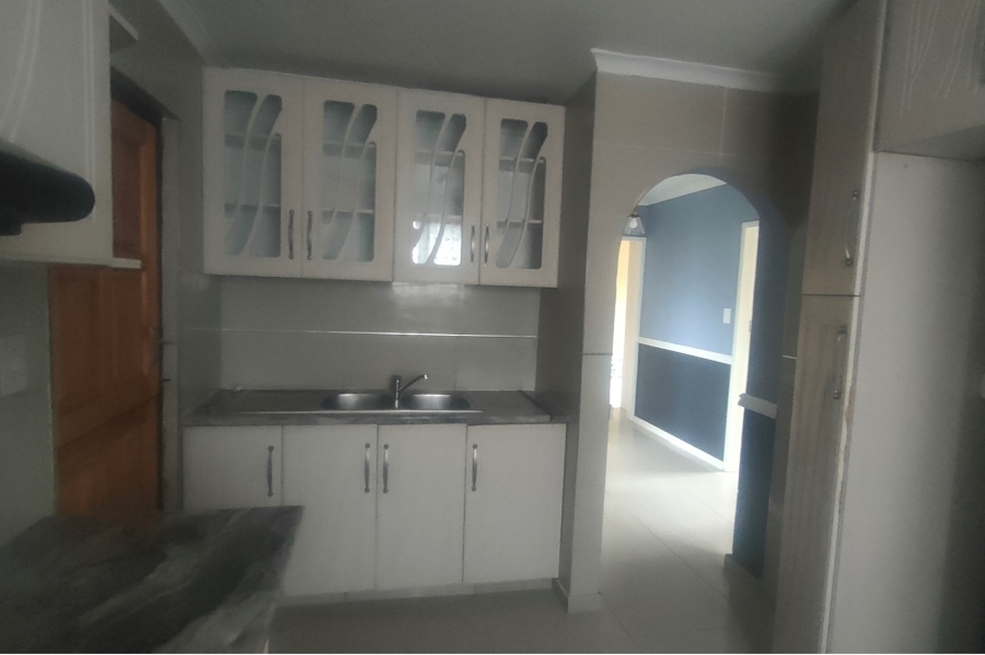3 Bedroom Property for Sale in Umlazi Z KwaZulu-Natal