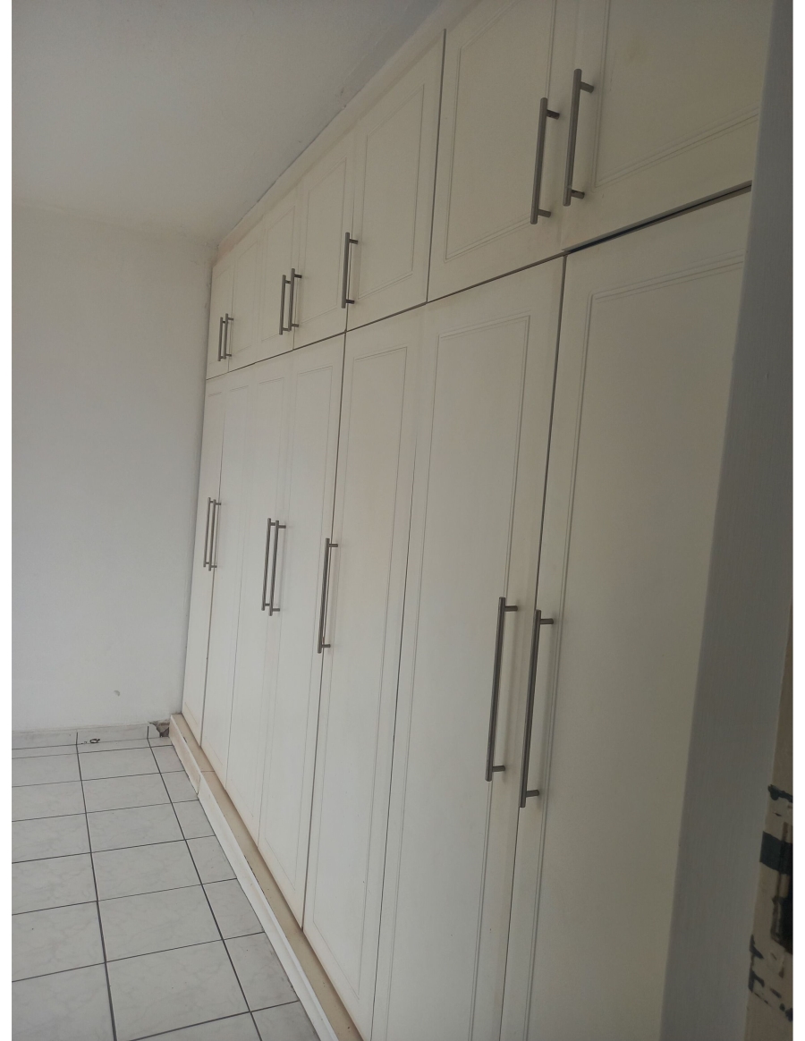 2 Bedroom Property for Sale in South Beach KwaZulu-Natal
