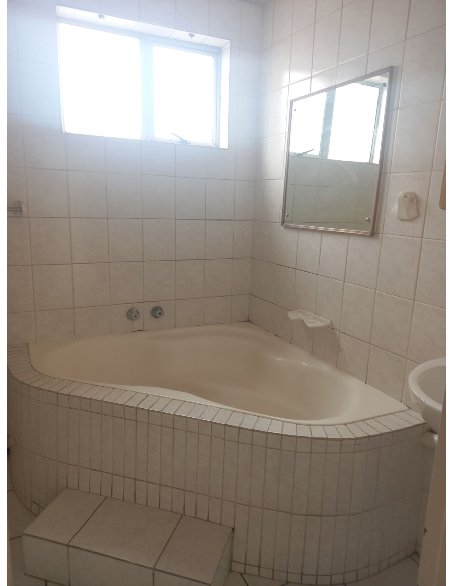 2 Bedroom Property for Sale in South Beach KwaZulu-Natal