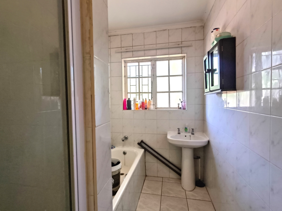 2 Bedroom Property for Sale in Meer En See KwaZulu-Natal