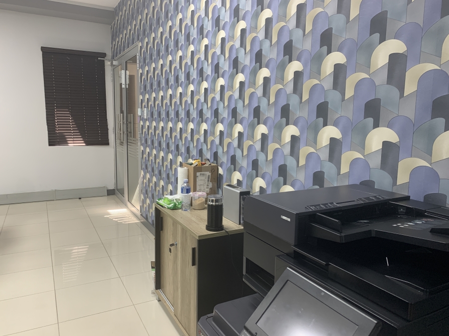 Commercial Property for Sale in Glen Ashley KwaZulu-Natal