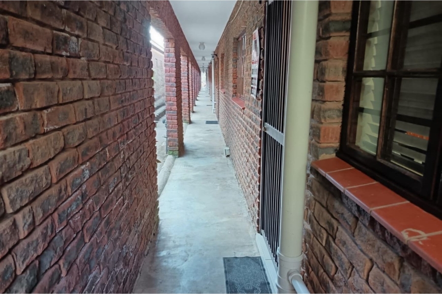 2 Bedroom Property for Sale in Scottburgh Central KwaZulu-Natal