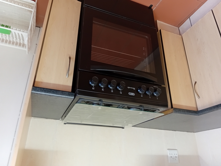 To Let 2 Bedroom Property for Rent in Morningside KwaZulu-Natal