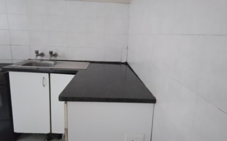 To Let 2 Bedroom Property for Rent in Margate KwaZulu-Natal