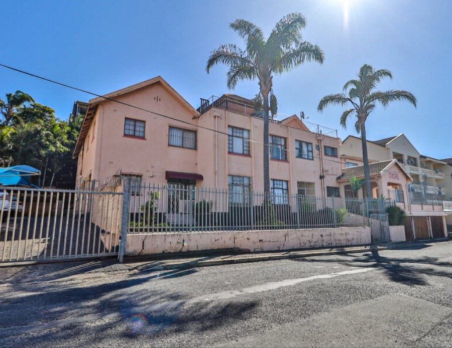 To Let 2 Bedroom Property for Rent in Margate KwaZulu-Natal