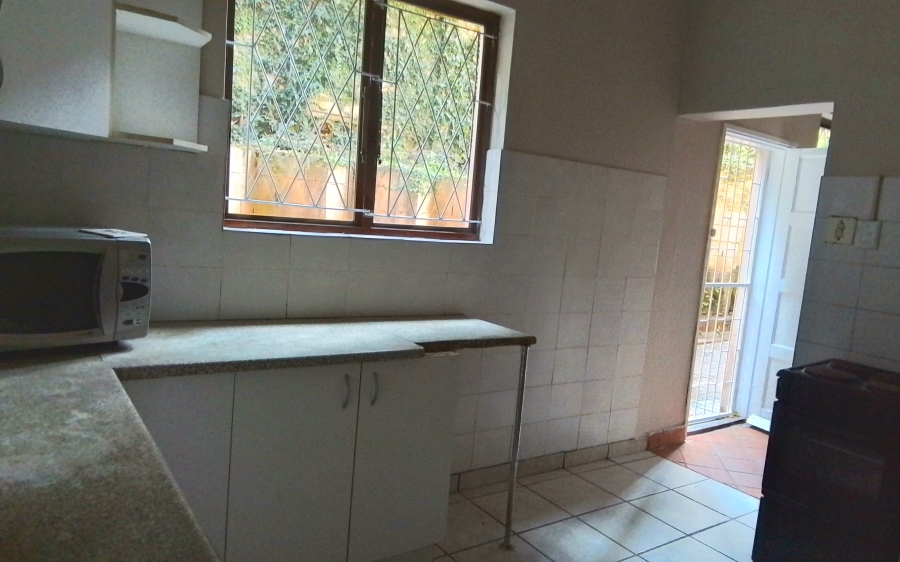 To Let 2 Bedroom Property for Rent in Margate KwaZulu-Natal