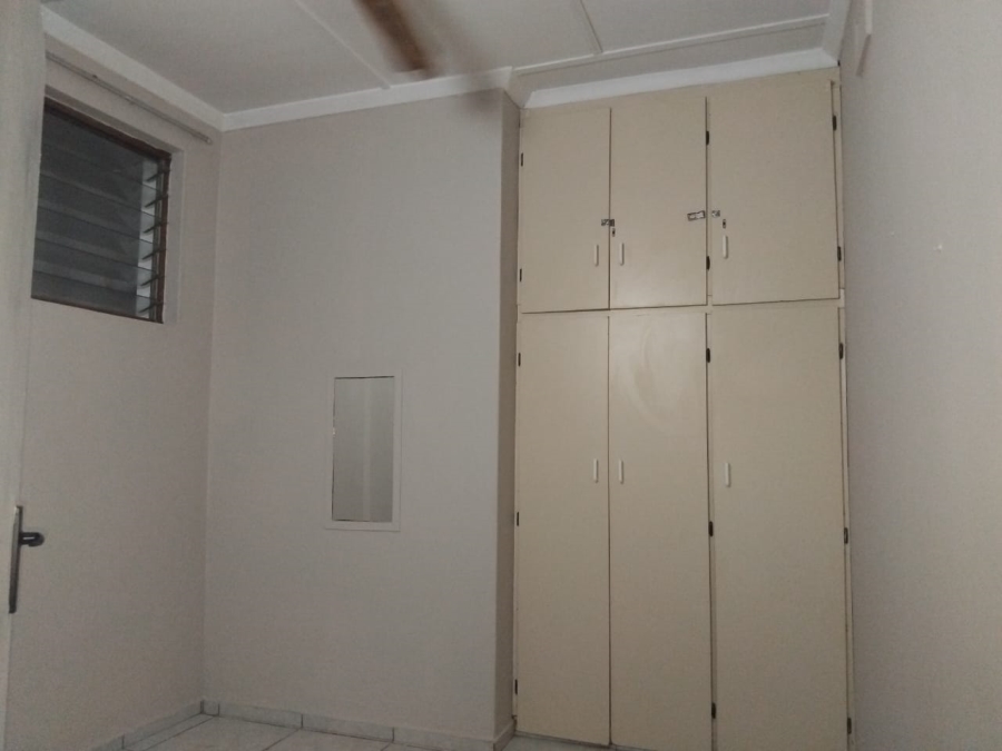 To Let 2 Bedroom Property for Rent in Margate KwaZulu-Natal