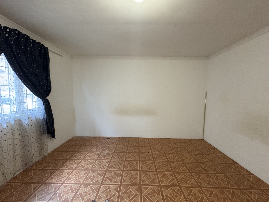 To Let 1 Bedroom Property for Rent in Woodview KwaZulu-Natal