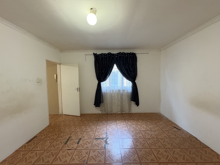 To Let 1 Bedroom Property for Rent in Woodview KwaZulu-Natal
