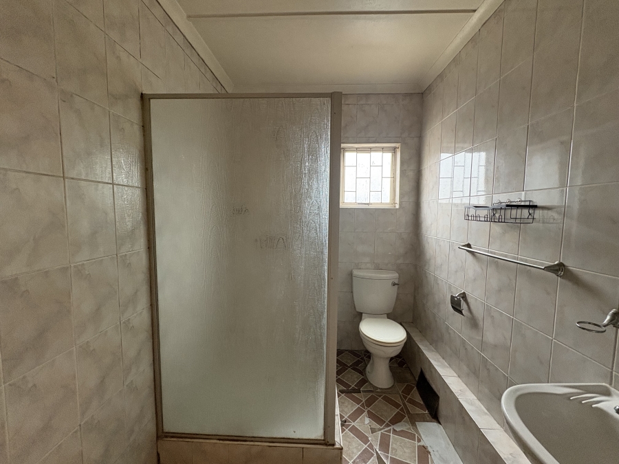To Let 1 Bedroom Property for Rent in Woodview KwaZulu-Natal