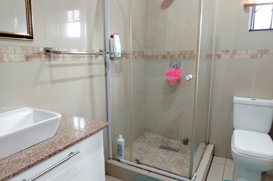 2 Bedroom Property for Sale in Shastri Park KwaZulu-Natal