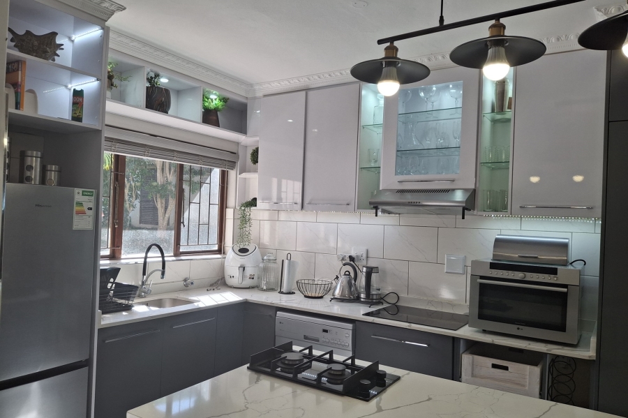 To Let 2 Bedroom Property for Rent in Ballito Central KwaZulu-Natal