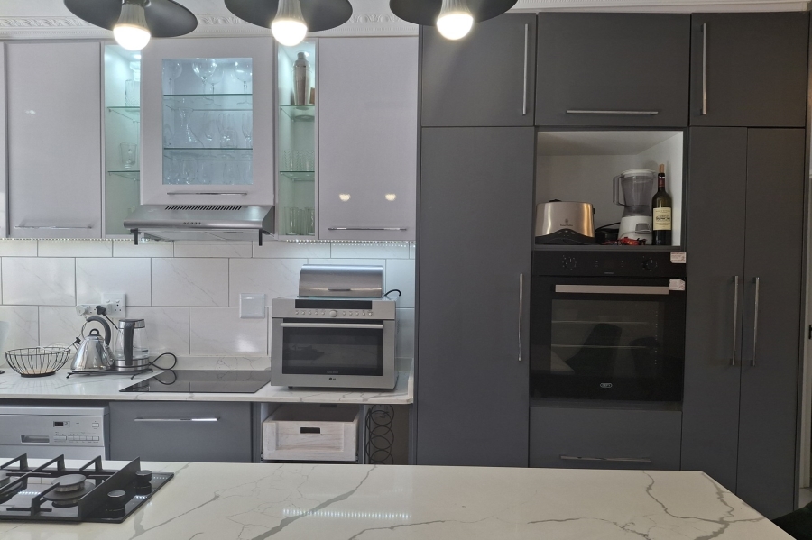 To Let 2 Bedroom Property for Rent in Ballito Central KwaZulu-Natal