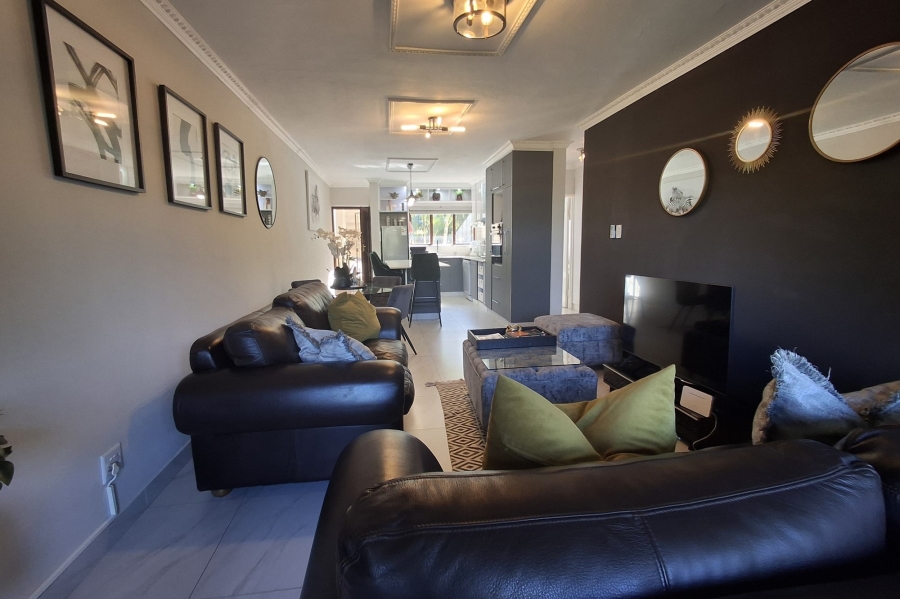 To Let 2 Bedroom Property for Rent in Ballito Central KwaZulu-Natal