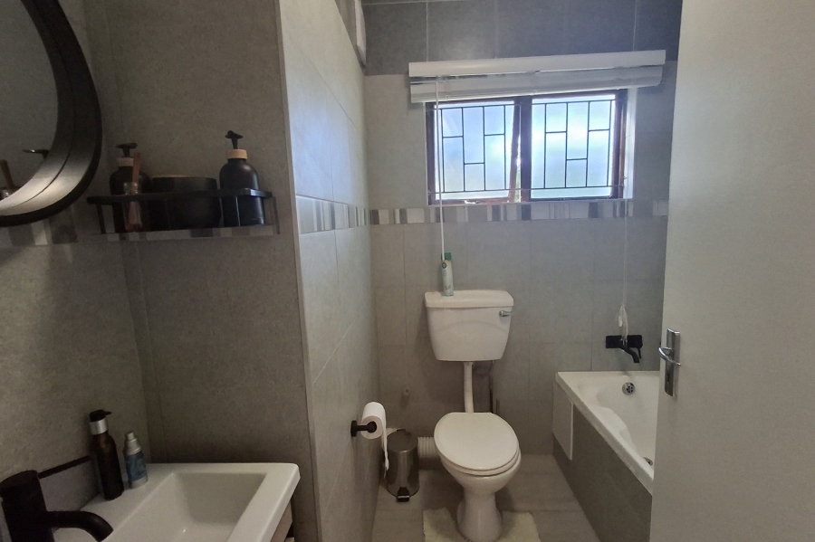 To Let 2 Bedroom Property for Rent in Ballito Central KwaZulu-Natal
