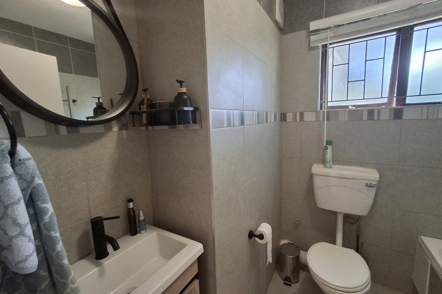 To Let 2 Bedroom Property for Rent in Ballito Central KwaZulu-Natal
