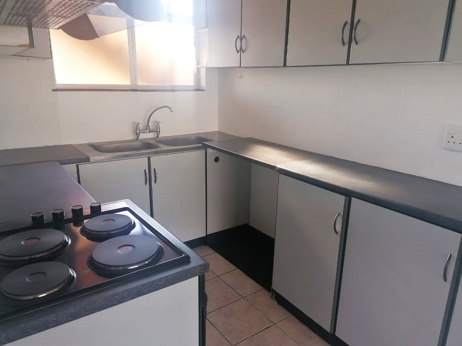 To Let 2 Bedroom Property for Rent in Amanzimtoti KwaZulu-Natal