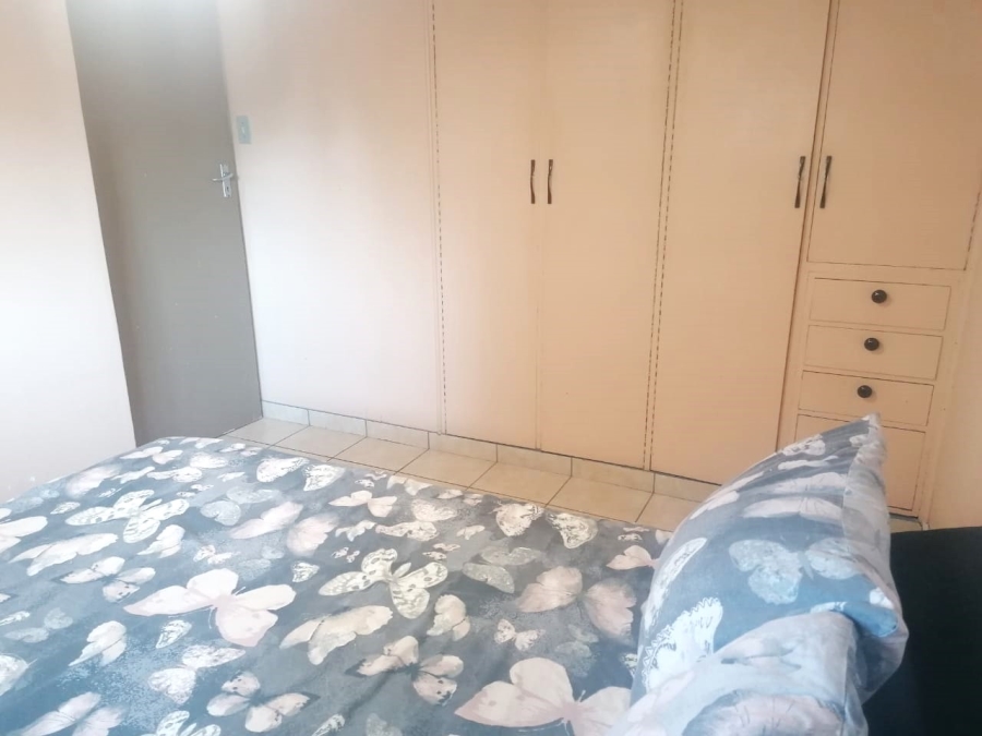 To Let 2 Bedroom Property for Rent in Amanzimtoti KwaZulu-Natal