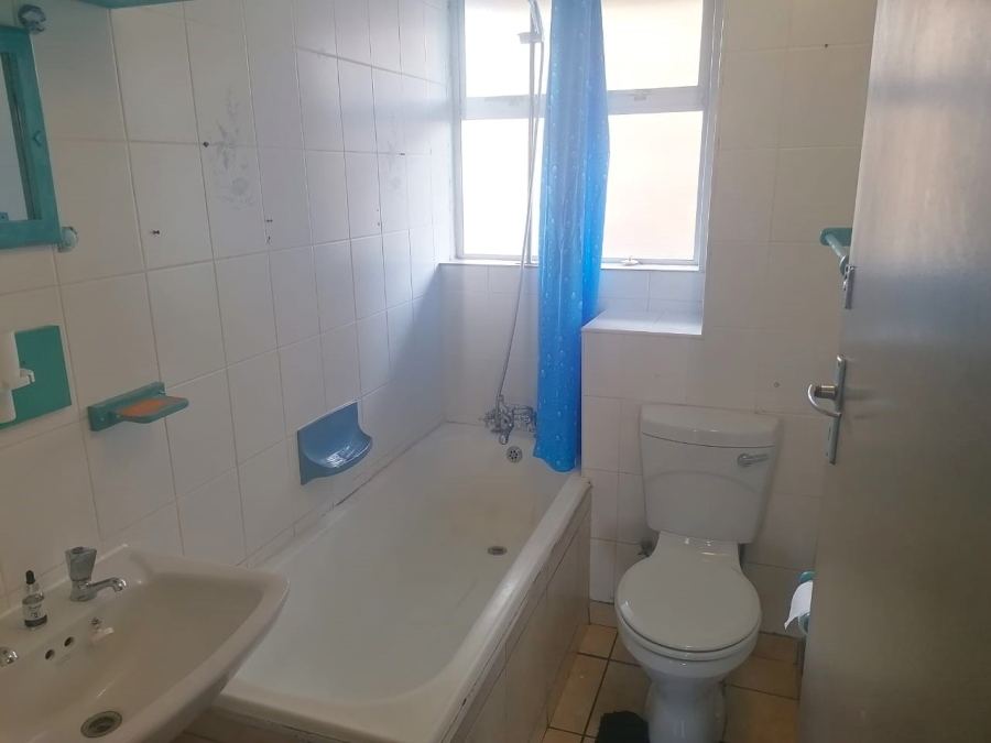 To Let 2 Bedroom Property for Rent in Amanzimtoti KwaZulu-Natal
