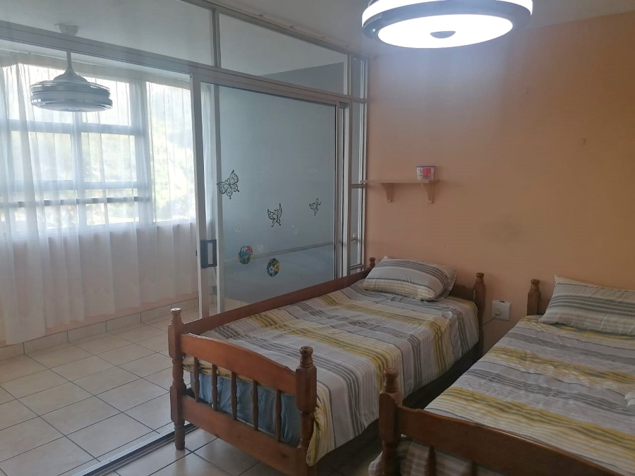 To Let 2 Bedroom Property for Rent in Amanzimtoti KwaZulu-Natal