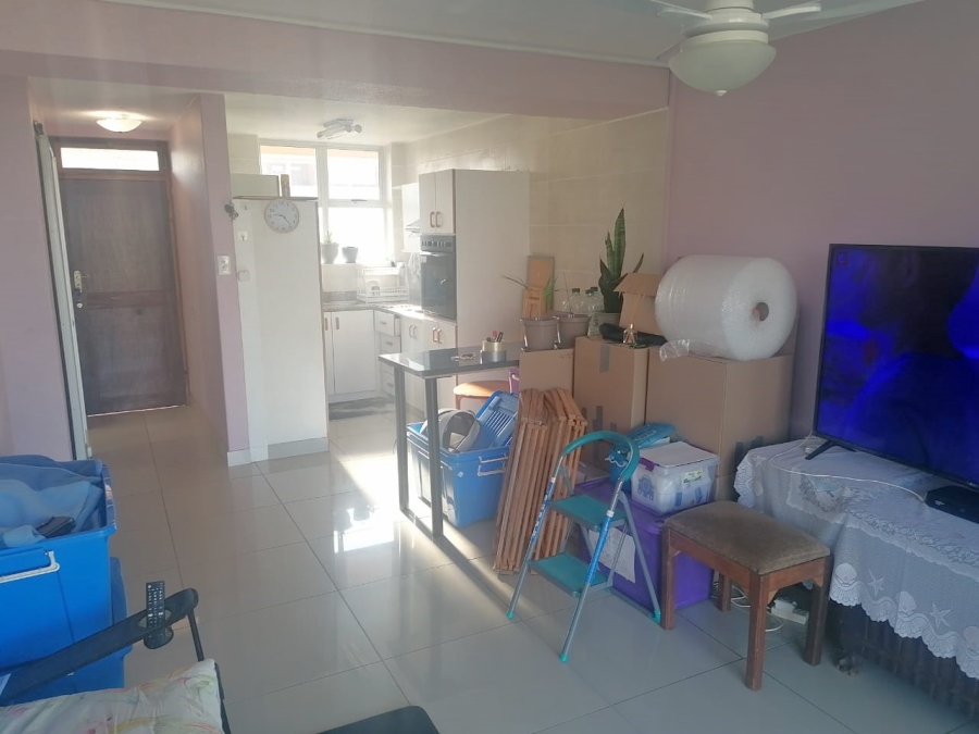 To Let 2 Bedroom Property for Rent in Amanzimtoti KwaZulu-Natal