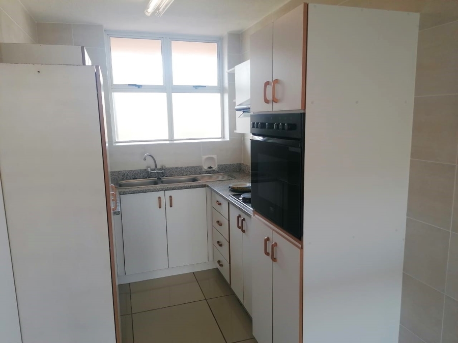 To Let 2 Bedroom Property for Rent in Amanzimtoti KwaZulu-Natal