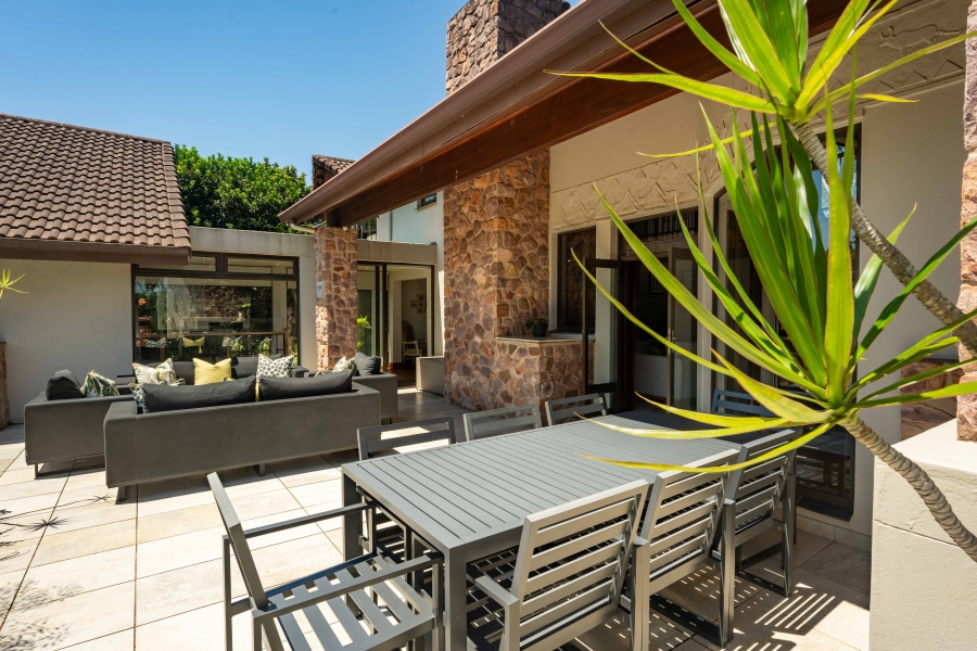 5 Bedroom Property for Sale in Kirtlington Park KwaZulu-Natal