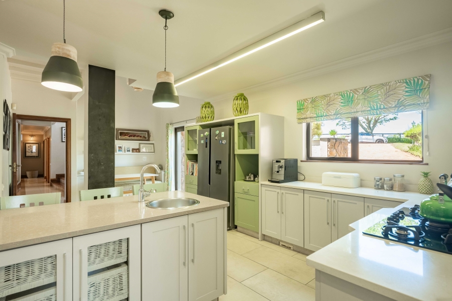 5 Bedroom Property for Sale in Kirtlington Park KwaZulu-Natal