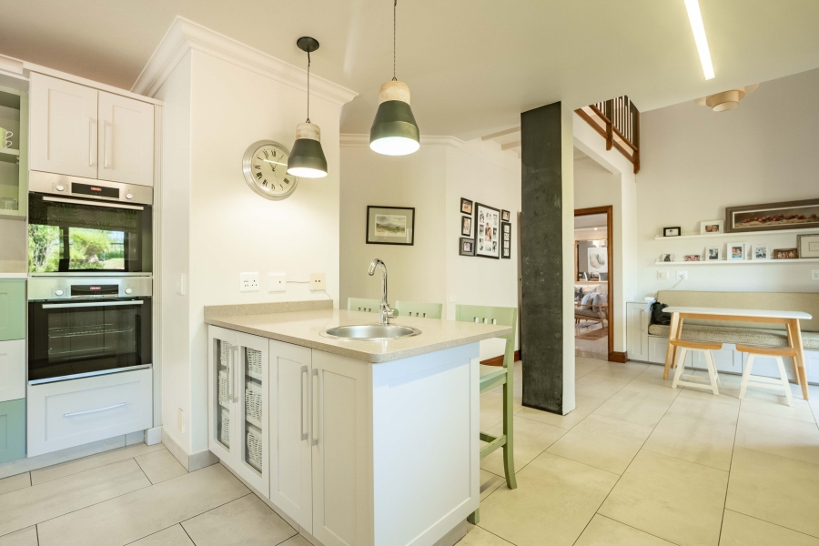 5 Bedroom Property for Sale in Kirtlington Park KwaZulu-Natal