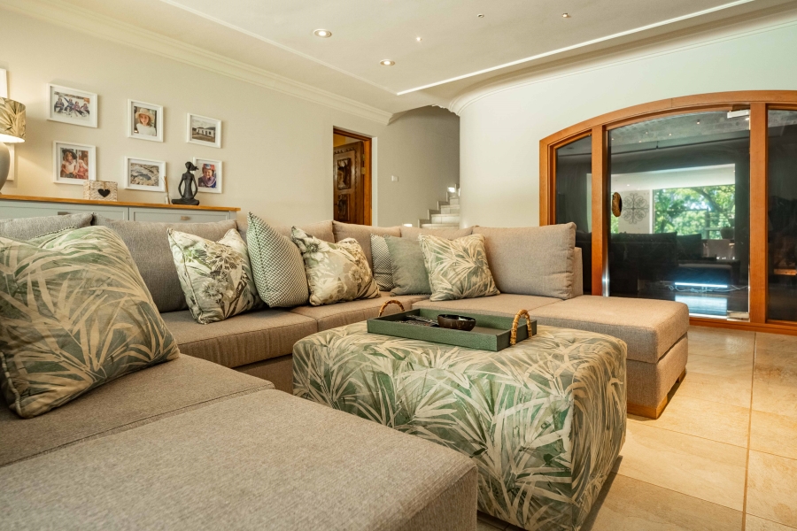 5 Bedroom Property for Sale in Kirtlington Park KwaZulu-Natal