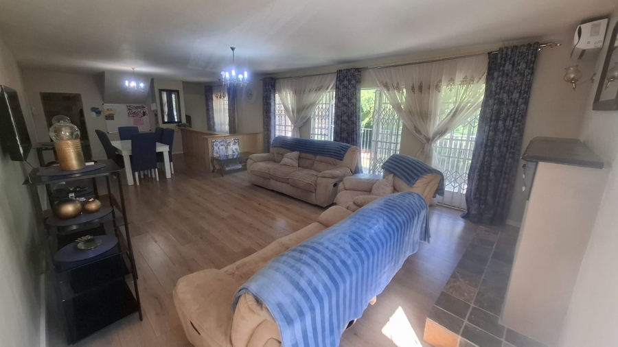 4 Bedroom Property for Sale in Blackridge KwaZulu-Natal